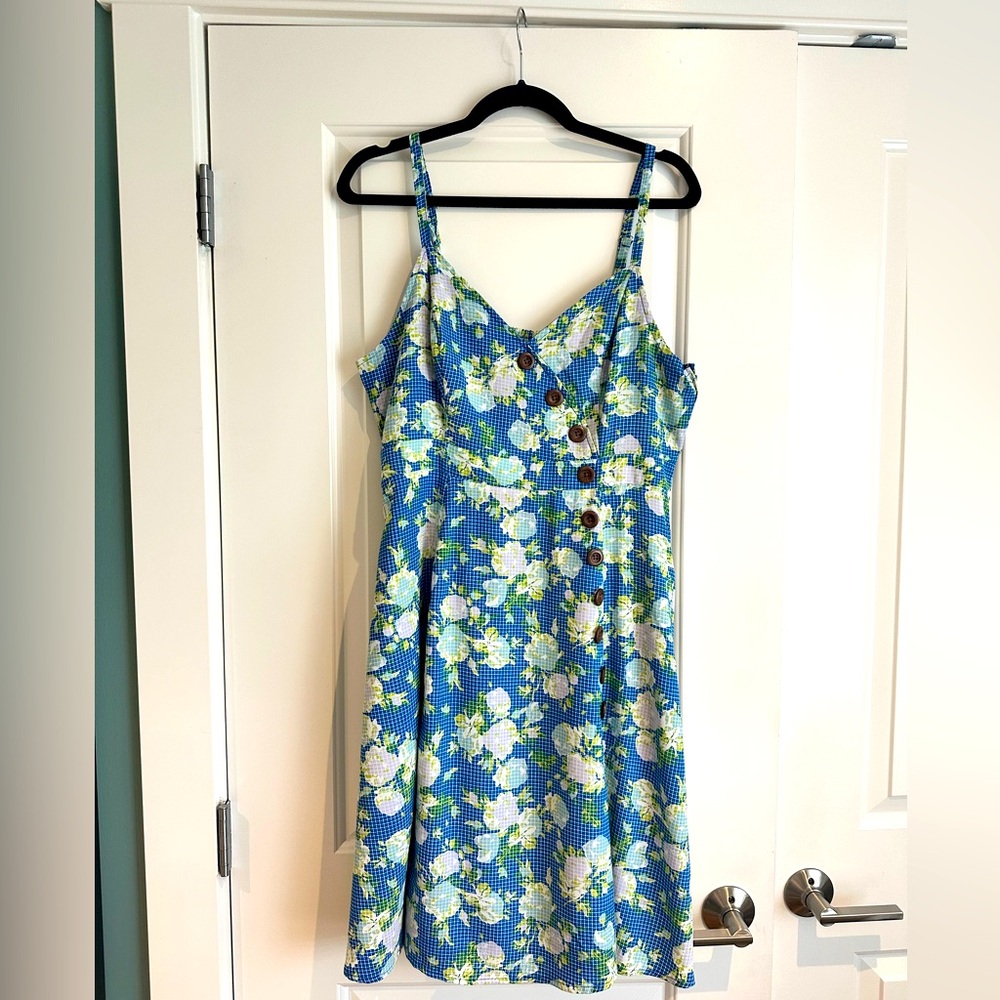 Modcloth Women's Sz. XL Blue & Green Floral
Adjustable Tank Smocked Dress.